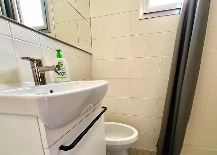 Senigallia, Nuovo Monolocale Fronte Mare Al Le Piramidi - Se078 *